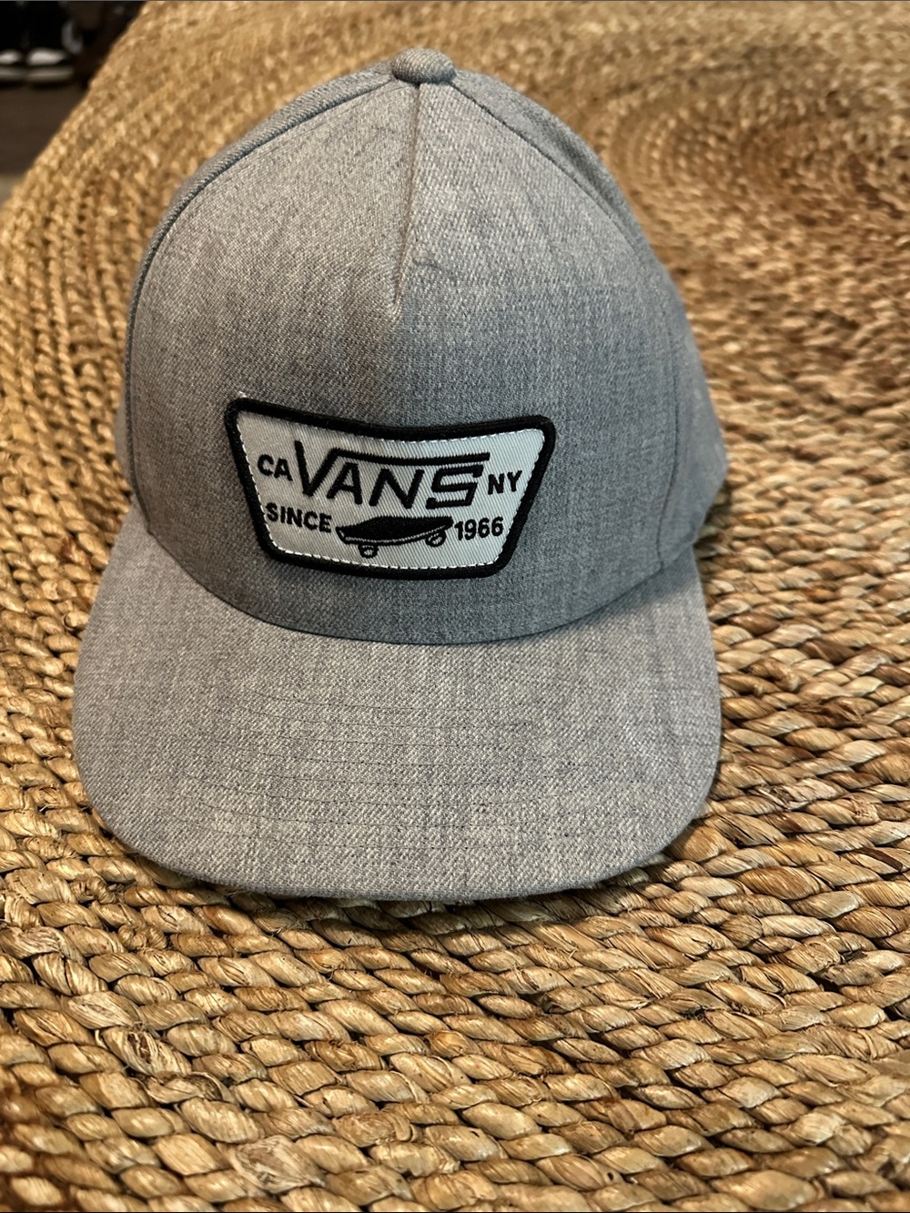 Vans Light Grey Patch Logo Snapback Cap